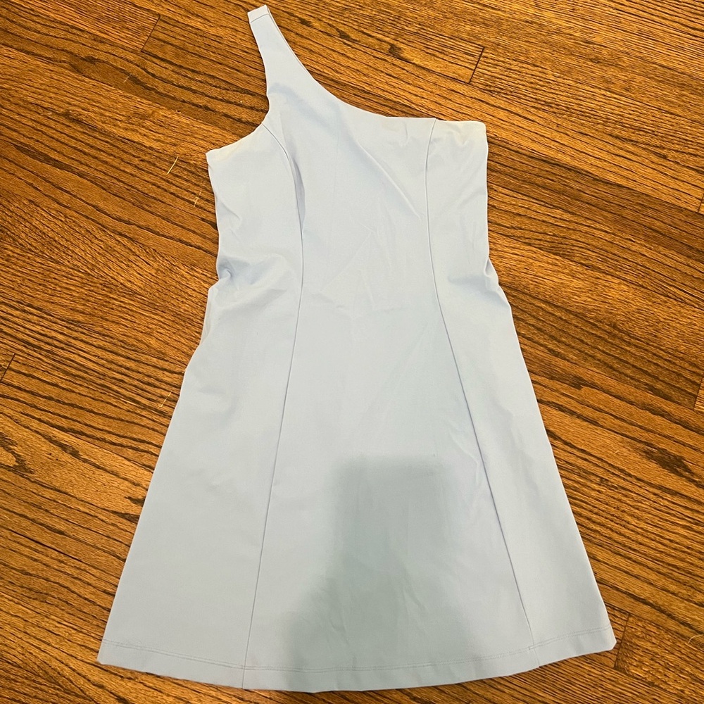 XS Outdoor Voices one strap exercise dress! Light blue